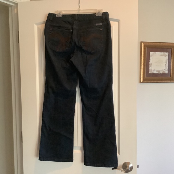 Liz Claiborne Boot Cut Jeans - Picture 2 of 2